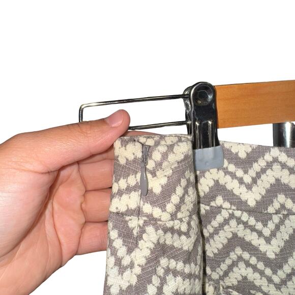Cartonnier Anthropologie Zigzag Shorts Size 6 Side Zip Pocketed Cotton Blend - Picture 6 of 10